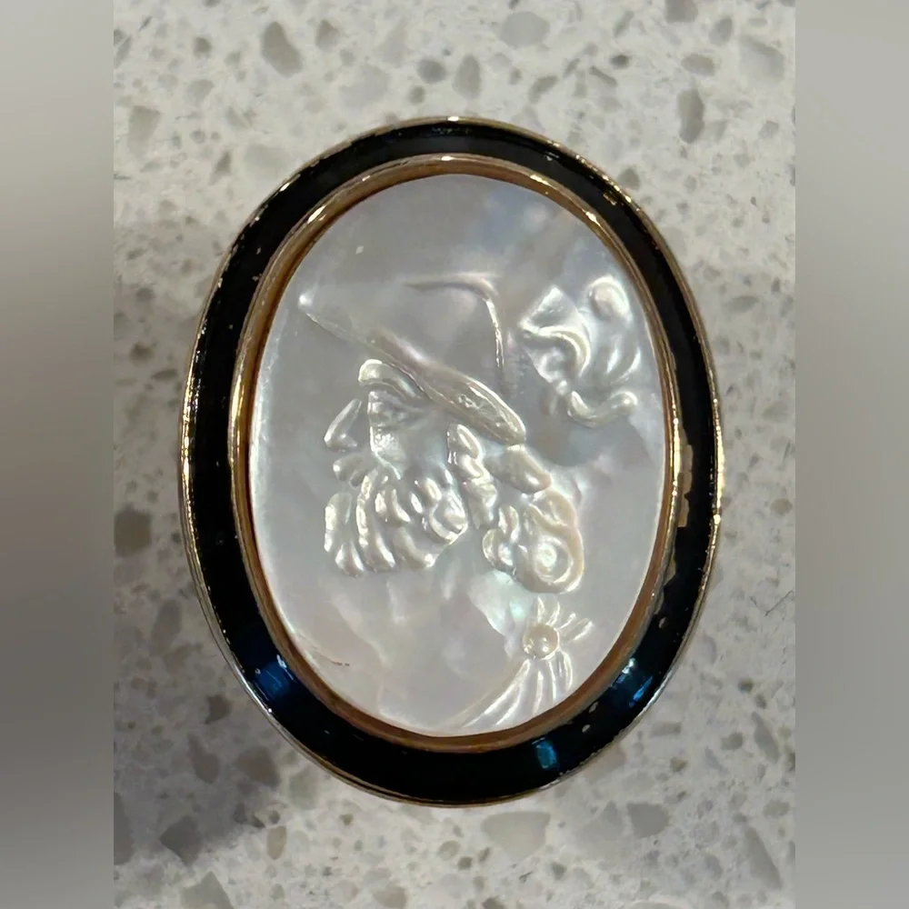 Vintage Swank Mother of Pearl Greek Soldier Cameo Cufflinks Gold Tone